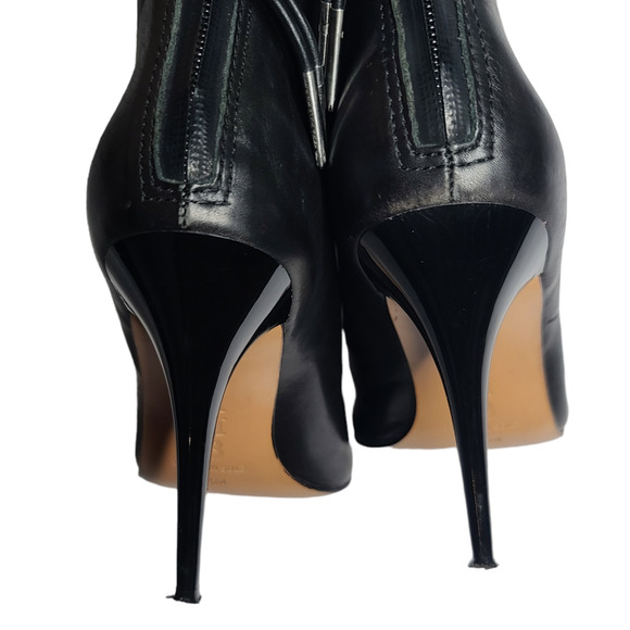 L.A.M.B Leather Lace Up Ring Black Heels - Picture 4 of 7